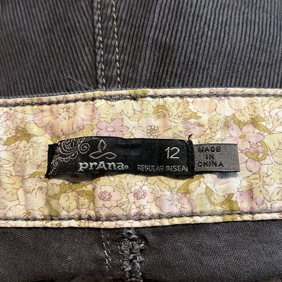 Prana corduroy grey pants - Picture 5 of 5